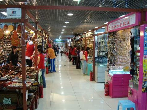 silk market beijing louis vuitton